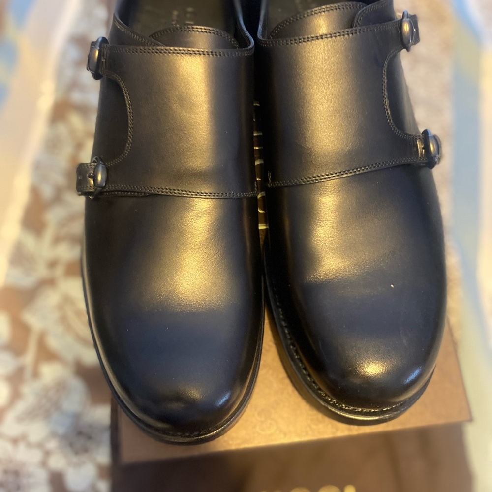 Only worn once Gucci shoes for men! - Picture 3 of 6